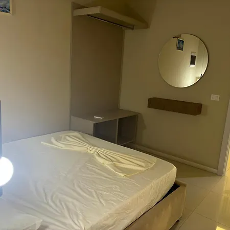 Louis Apartment *